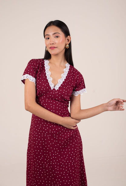 Crimson Charm midi Dress