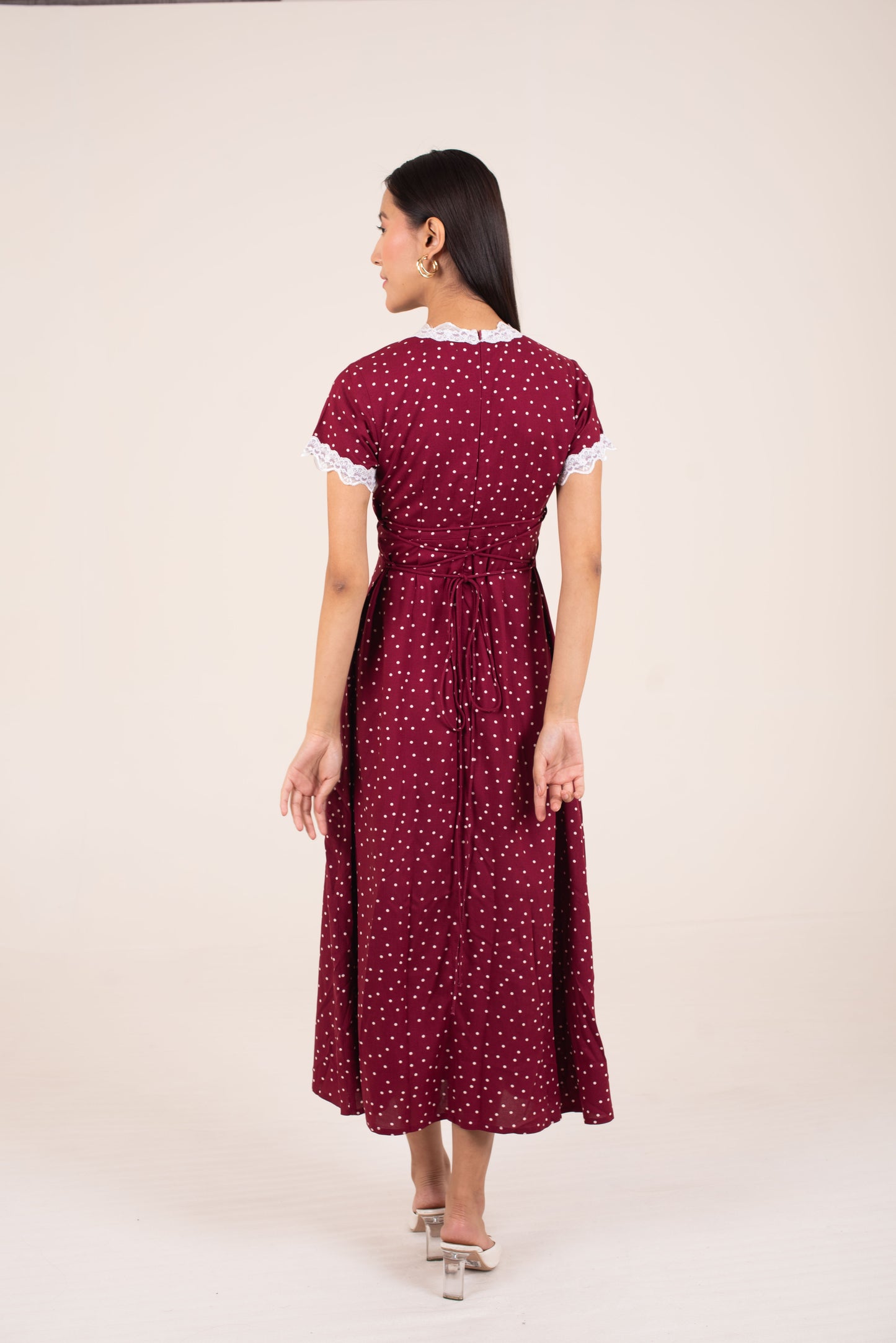 Crimson Charm midi Dress