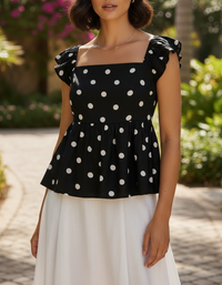Polka dot Ruffle Sleeve Crop Top