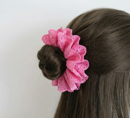 Pack of 2 - cloud bloom pink and white scrunchie