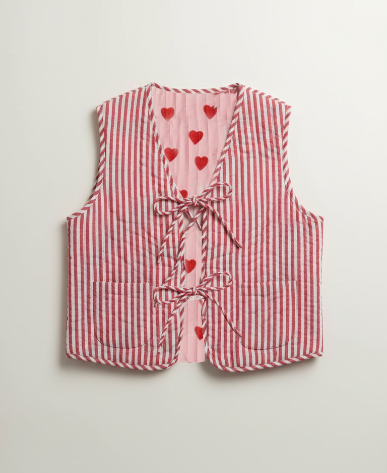 Love reversible quilted sleevless jacket